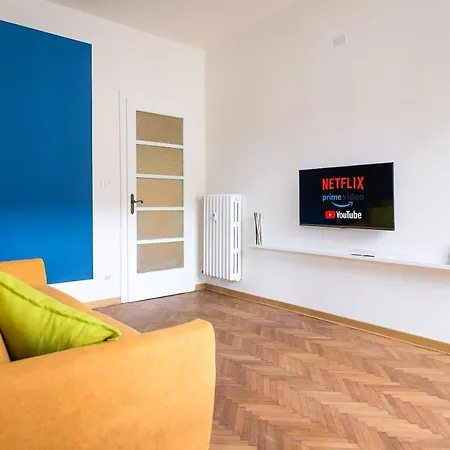 700mstazionecentraleampio Trilocale Con 2balconi Trieste