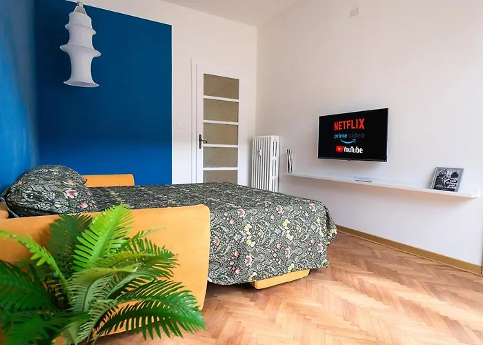 700mstazionecentraleampio Trilocale Con 2balconi Appartement Triëst